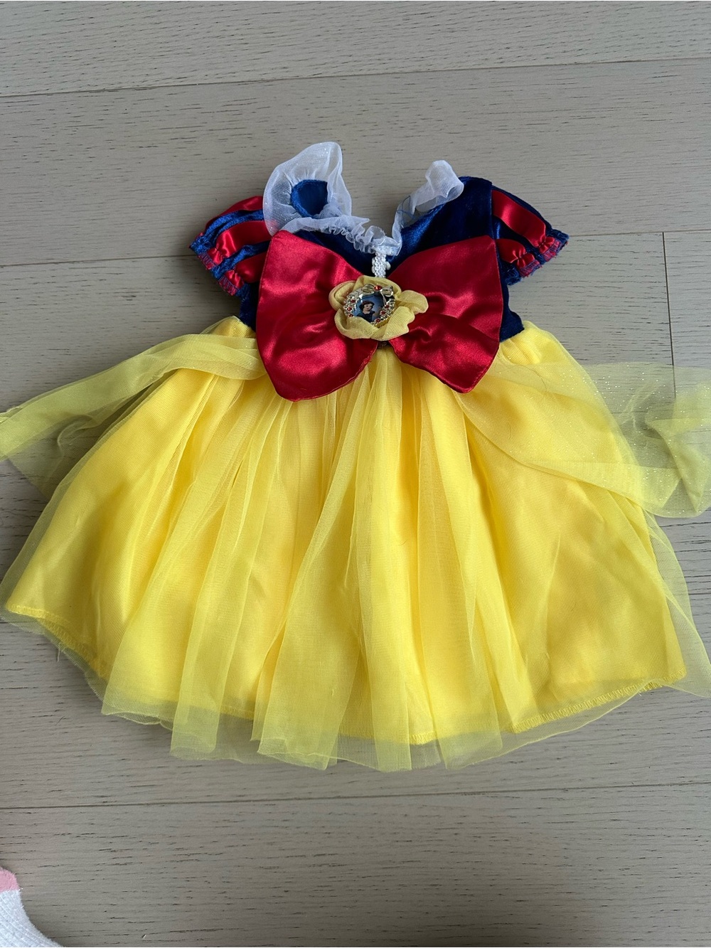 Snow White Princess Tulle Costume Dress with Red Bow